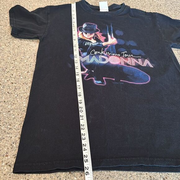 MADONNA 2006 Confessions Tour Tee - Picture 9 of 11